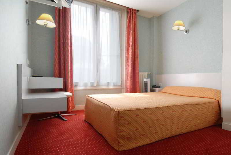 Ibis Styles Centre Hotel 3*